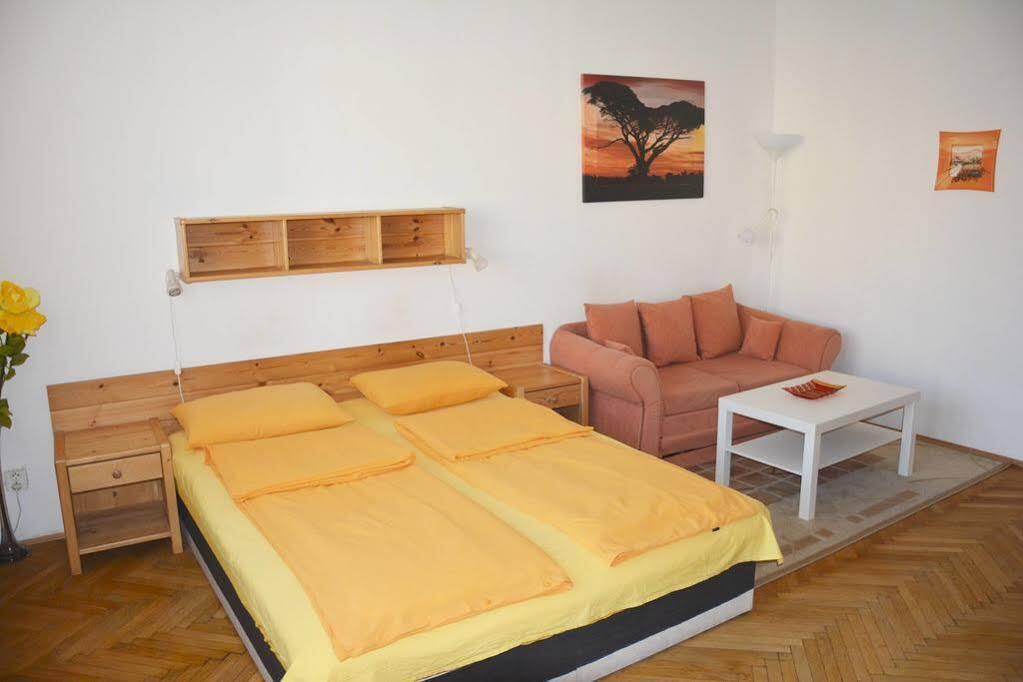 Apartmany Machek プラハ エクステリア 写真